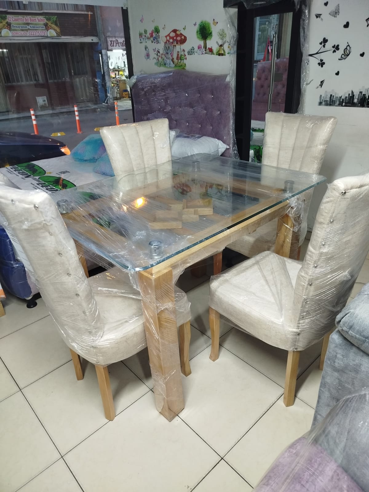 Comedor Modelo 28